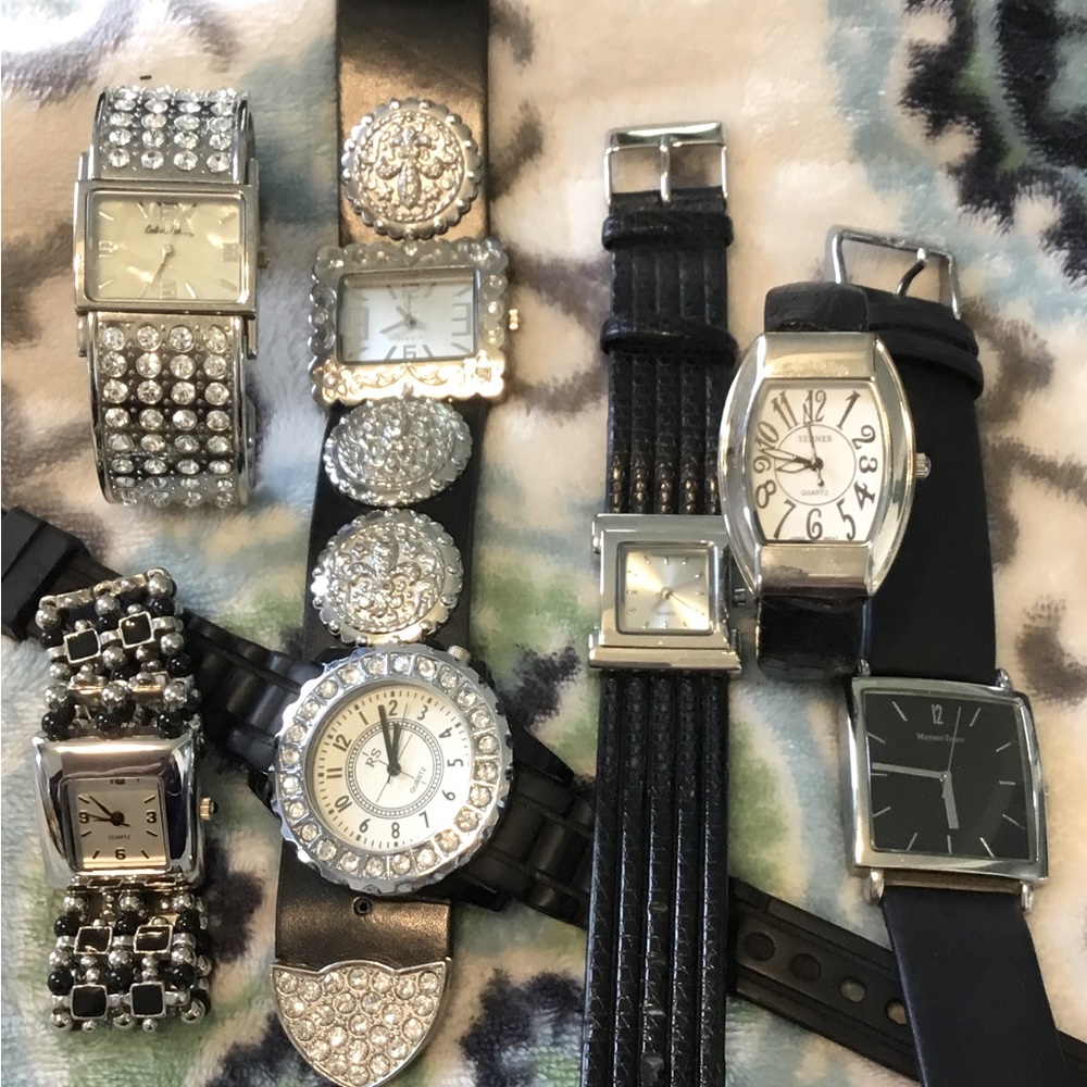Watches ladies black and silver